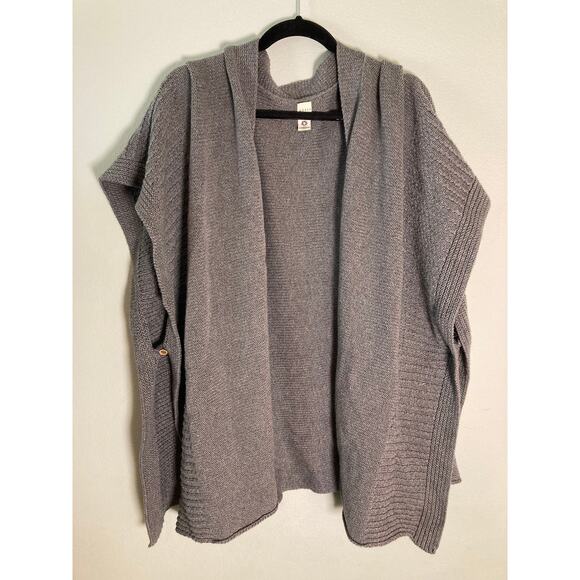 Women's Organic Cotton Grey Knit Poncho Sweater ~ Effortless Elegance - Picture 3 of 7